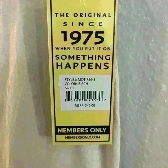 NWT Members Only Tee Shirt - Picture 2 of 3